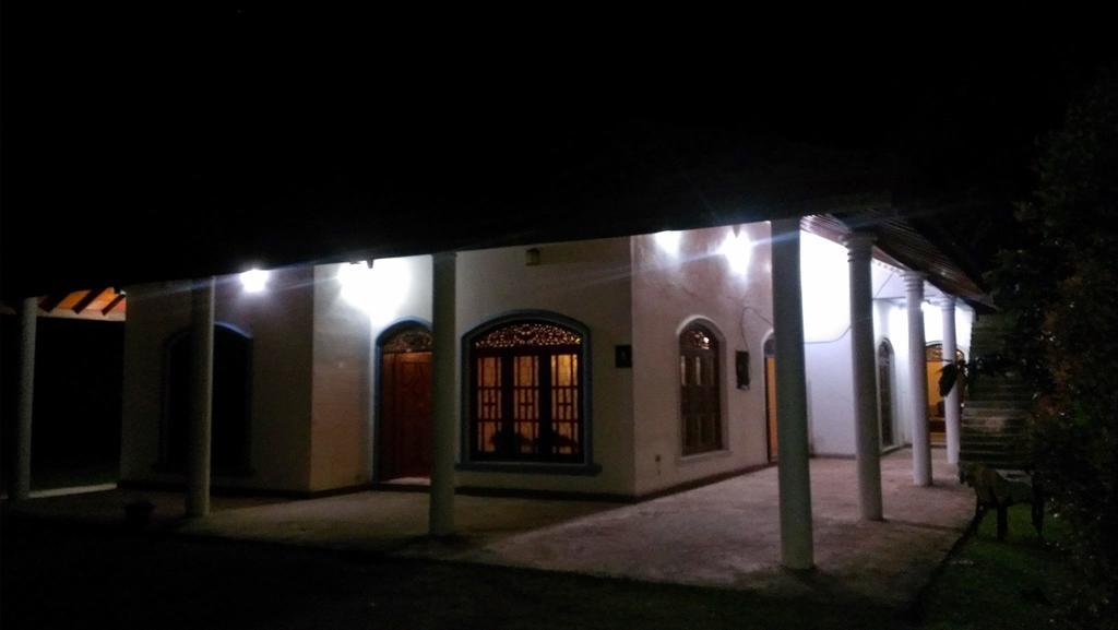 Methira Villa Aluthgama Exterior photo